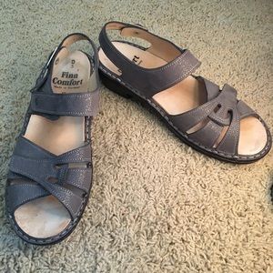 FINN COMFORT SANDALS